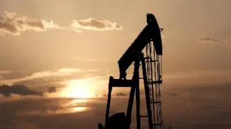 国际原油收盘价格(国际原油价格实时查询)