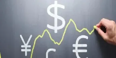 即期外汇远期外汇(当远期外汇比即期外汇贵时称外汇)